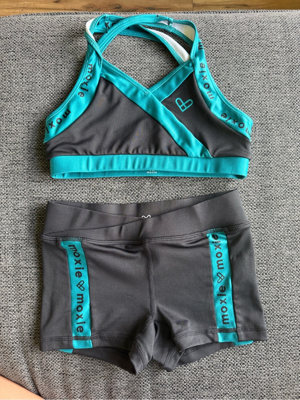Rebel Athletic Moxie Girls' Teal and Black Set